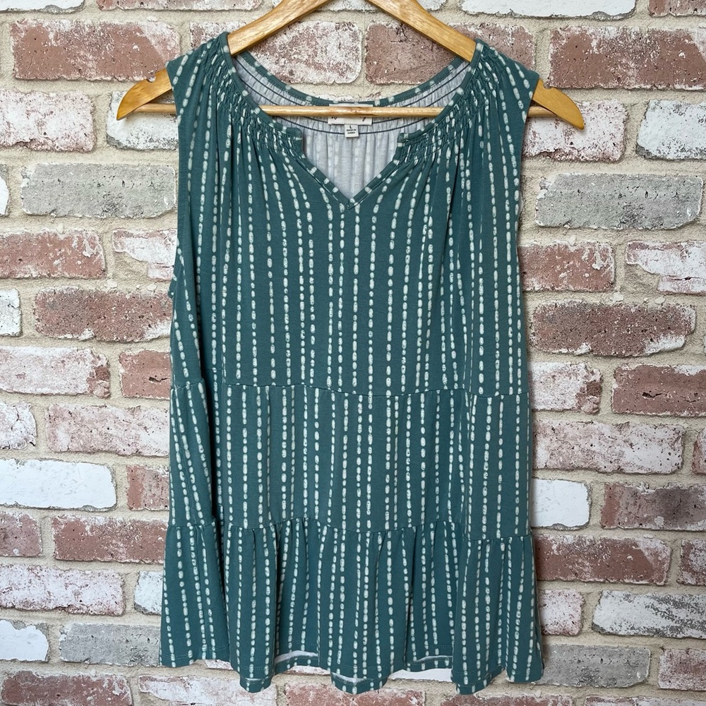 Wonderly Sleeveless Tiered Top Women’s Size Large